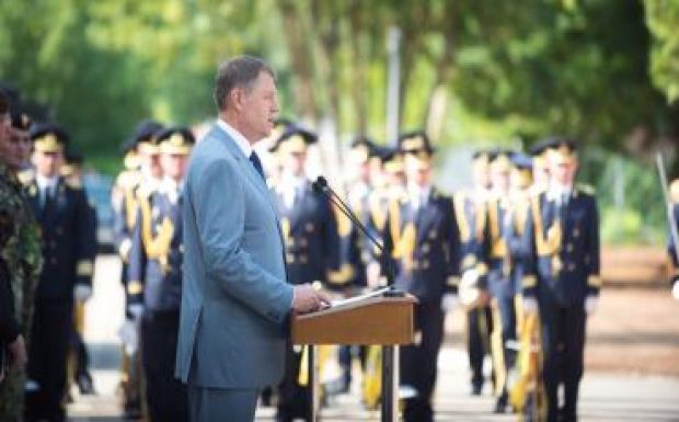 Felavatták a NATO bukaresti hadosztály-parancsnokságát