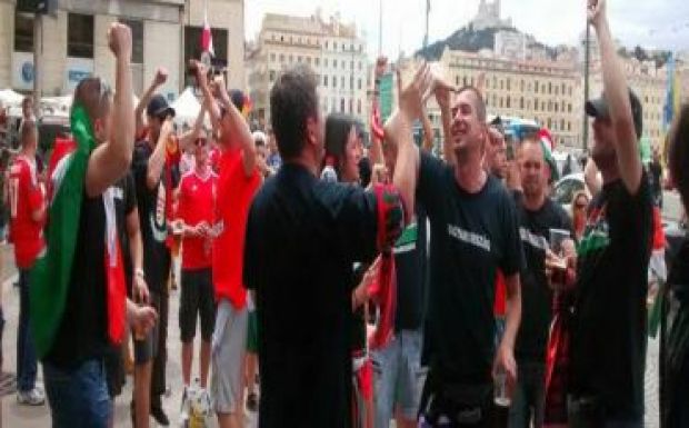 Papp Sándor Zsigmond: A gólöröm jobb és bal fele