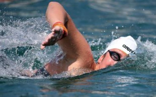 Risztov Éva harmadik lett 10 kilométeren, de kizárták  