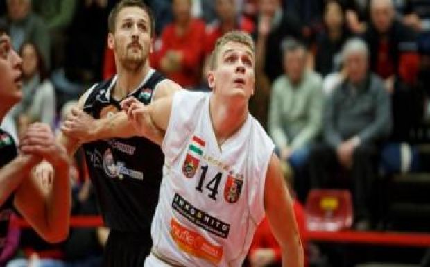 Kosárlabda: Török Roland remekelt a válogatottban