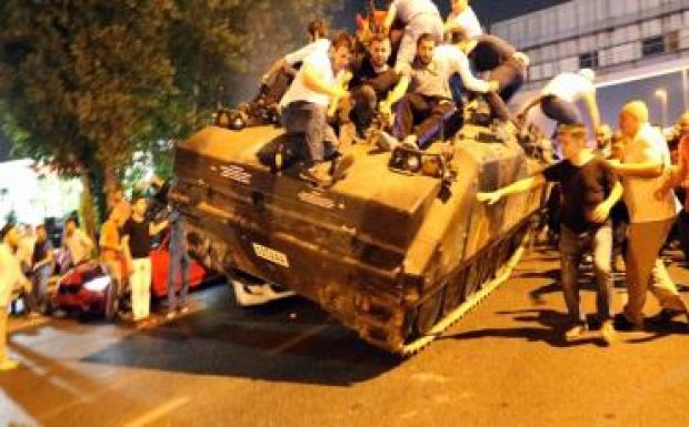 Mi is történt szombatra virradóra Törökországban?