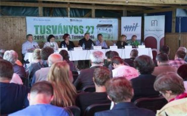 Az európai értékek és az erdélyiség jegyében startolt kedden Tusványos