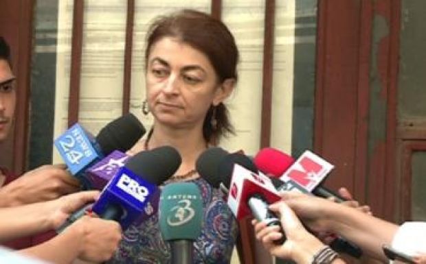 Össztűz zúdult a légylárvás beteget lefilmező orvosnőre