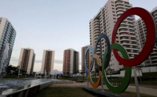 Ötcsillagos, de lakhatatlan? Sok panasz érkezett az olimpiai falura