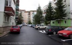 Parkolási gondok Sepsiszentgyörgyön: nincs sok megoldási lehetősége a városházának
