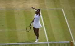 Wimbledon: mindkét Williams elődöntős