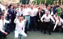 Nyilvánosan parádéztak az orosz titkosszolgálat végzősei