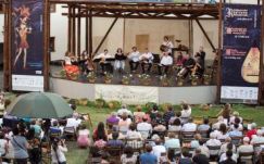 Kobzos Kis Tamás örökségét éltették a Csíkszeredában fesztiválozó régizenészek