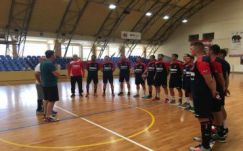 Napi két edzéssel hangol az SzKC