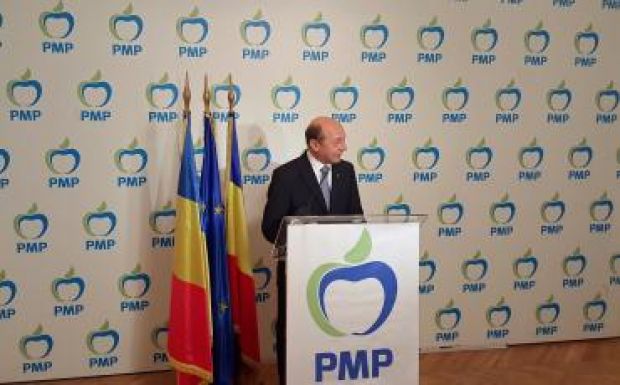Băsescu: rossz ötlet decemberre halasztani a parlamenti választásokat