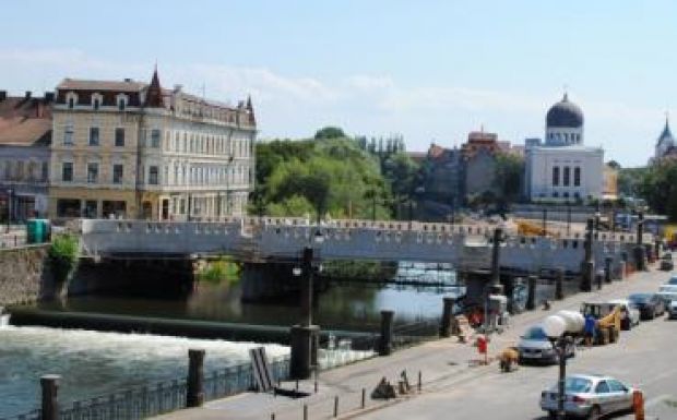 Az autósok előtt is megnyitják a Szent László hidat Nagyváradon 