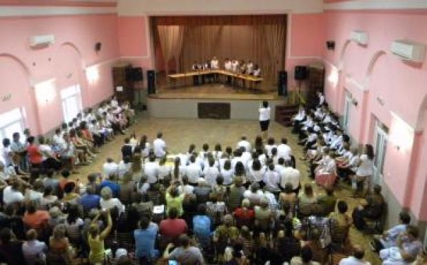 Elérte befogadóképességének határát a Kisiratosi Népzenei Tábor