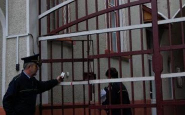 Újabb csíkszeredai börtönőr követett el öngyilkosságot