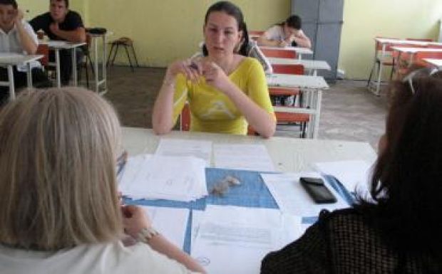 Kedden startolt a pótérettségi, közel 43 ezren vizsgáznak