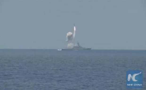 Orosz hadihajók manőverező robotrepülőgépekkel támadtak szíriai célpontokat