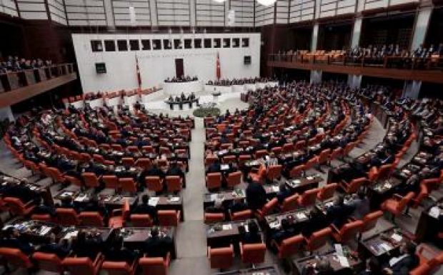 Hat év után kibékül Törökország és Izrael