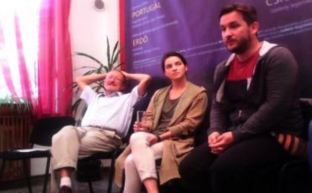 Románul feliratozza előadásait a Csíki Játékszín, ha van rá igény