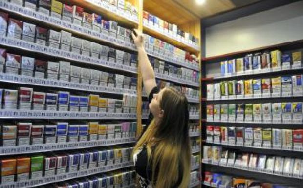 Hétfőtől drágulnak a dohánytermékek Magyarországon