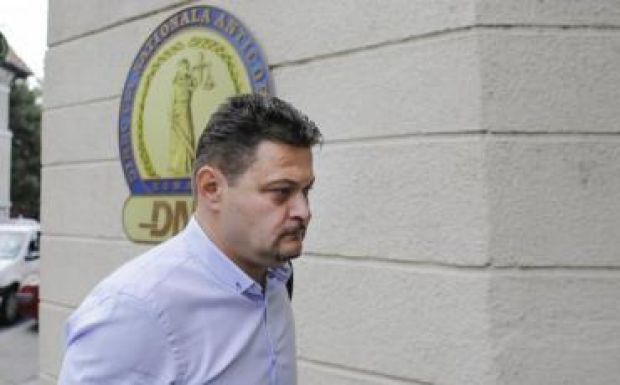 Korrupcióval gyanúsítják a belügyi titkosszolgálat vezetőjét