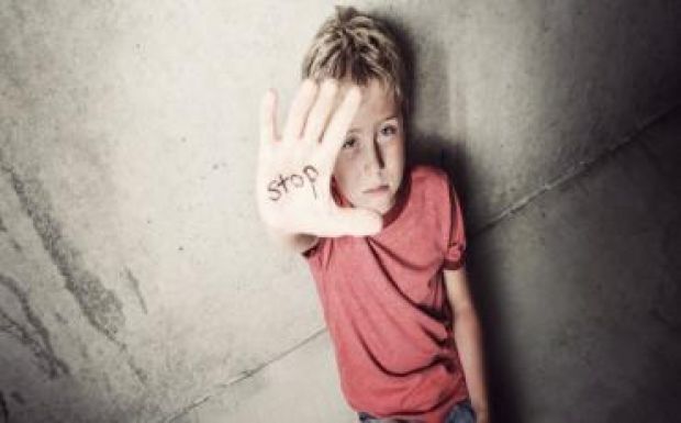 Így csökkentené a kormány a családon belüli erőszakot