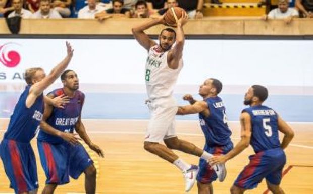 Kosárlabda: remek hazai győzelemmel kezdtek a magyarok