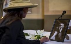 Végső búcsút vettek Esterházy Pétertől