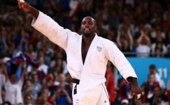 Dzsúdós sztár viszi a francia zászlót 