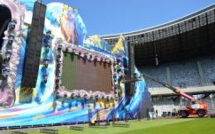 Így épül az Untold hatalmas főszínpada