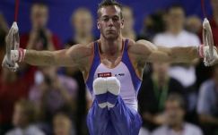 Belevágott az éjszakába, hazaküldték az olimpiáról 