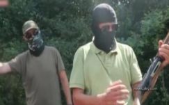 FRISSÍTVE: A Sky News újságírója szerint őket verték át Romániában