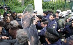 Kriminalizálja a szolidaritást a görög kormány?