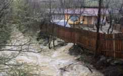 Viharriadót és árvízkészültséget rendeltek el Székelyföldön is