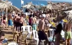 Tömegverekedés tört ki a román tengerparton