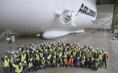 Magasba szállt a legnagyobb repülő jármű