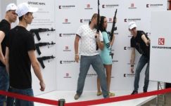 Kalasnyikov boltot nyitottak a moszkvai Seremetyevo repülőtéren