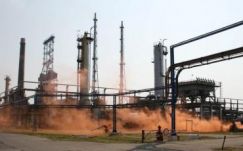 Robbanás volt a Petromidia kőolaj-finomítóban, sérültek is vannak