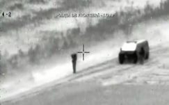 Huszonnyolc migránst és egy vélt embercsempészt fogtak el a határrendészek