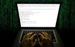 A vizsgái miatt hackelte meg az elnök oldalát egy tini