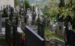 Ambrus Attila: Hol sírjaink domborulnak