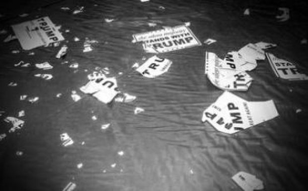 Spanyolajkú támogatói elhagyják Trumpot