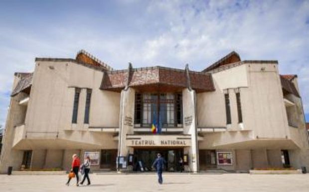 Ősbemutatók és régi ismerősök a Marosvásárhelyi Nemzeti Színházban