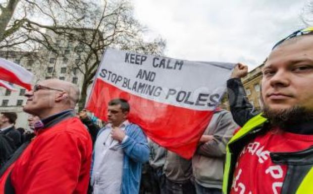 Lengyel miniszterek látogatnak a britekhez az elmúlt hetek erőszakoskodásai miatt