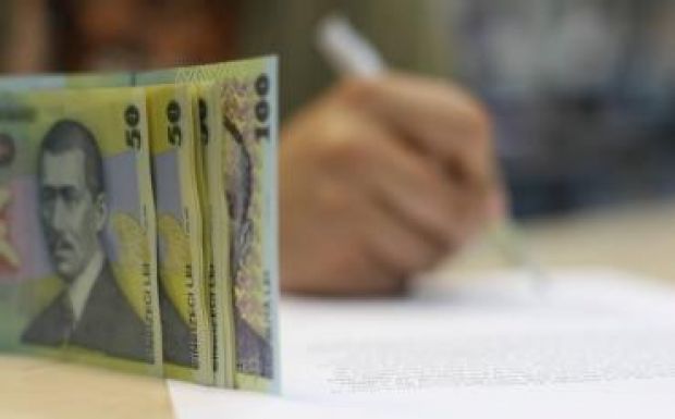 FRISSÍTVE: A pénzügyminiszter cáfolja a járulékok növelését