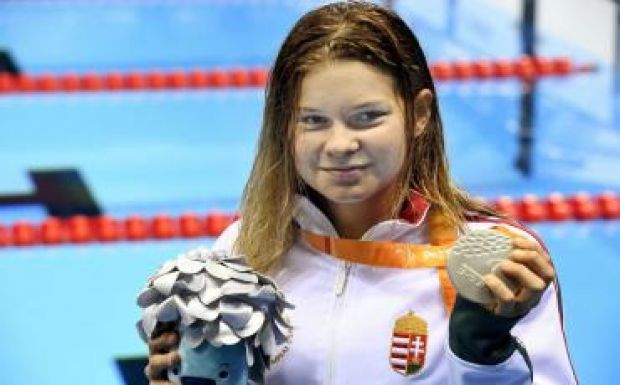 Paralimpia: ezüstérmes a 16 éves magyar úszólány