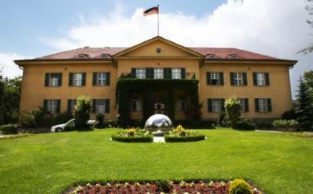 A német és brit törökországi nagykövetségeknél akartak robbantani