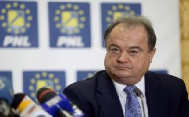 DNA: szerződésenként tíz százalék járt a volt belügyminiszternek