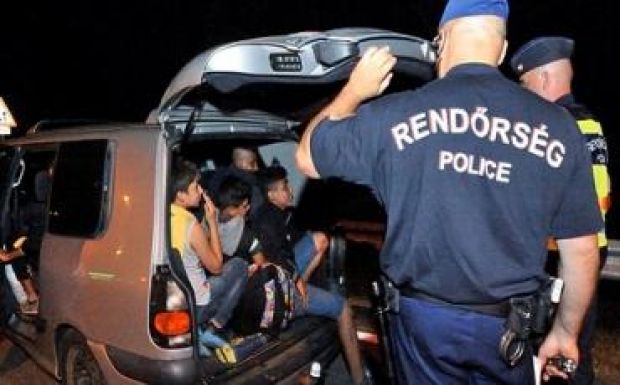 Román embercsempészt fogtak el Szegednél