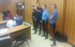 Román „sakálok” fosztogatták Amatrice romba dőlt házait