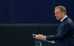 Tusk: nemzetközi összefogásra van szükség a menekültválság megoldására