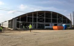 Október közepén nyit az otopeni-i jégpálya 